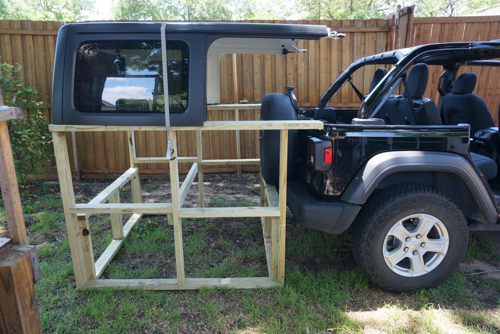 Jeep Gladiator Gladiator Hardtop Hoist DSC02048.JPG