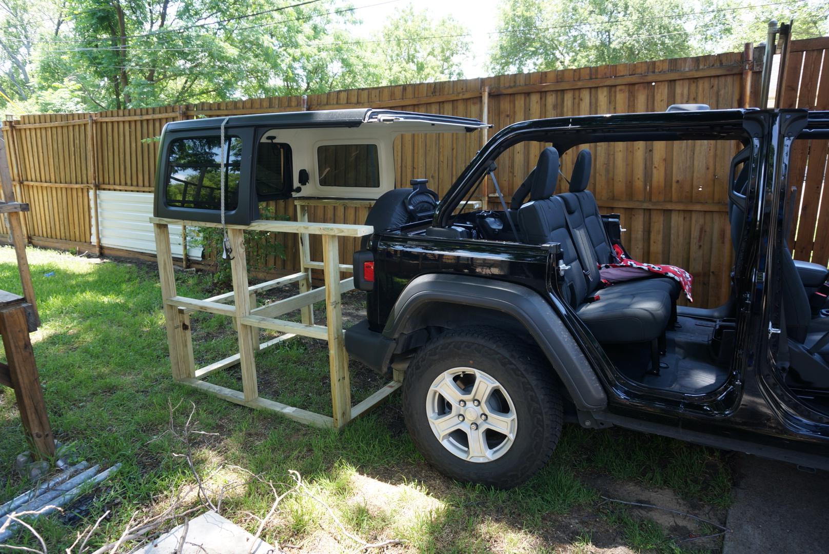Jeep Gladiator Gladiator Hardtop Hoist DSC02047.JPG