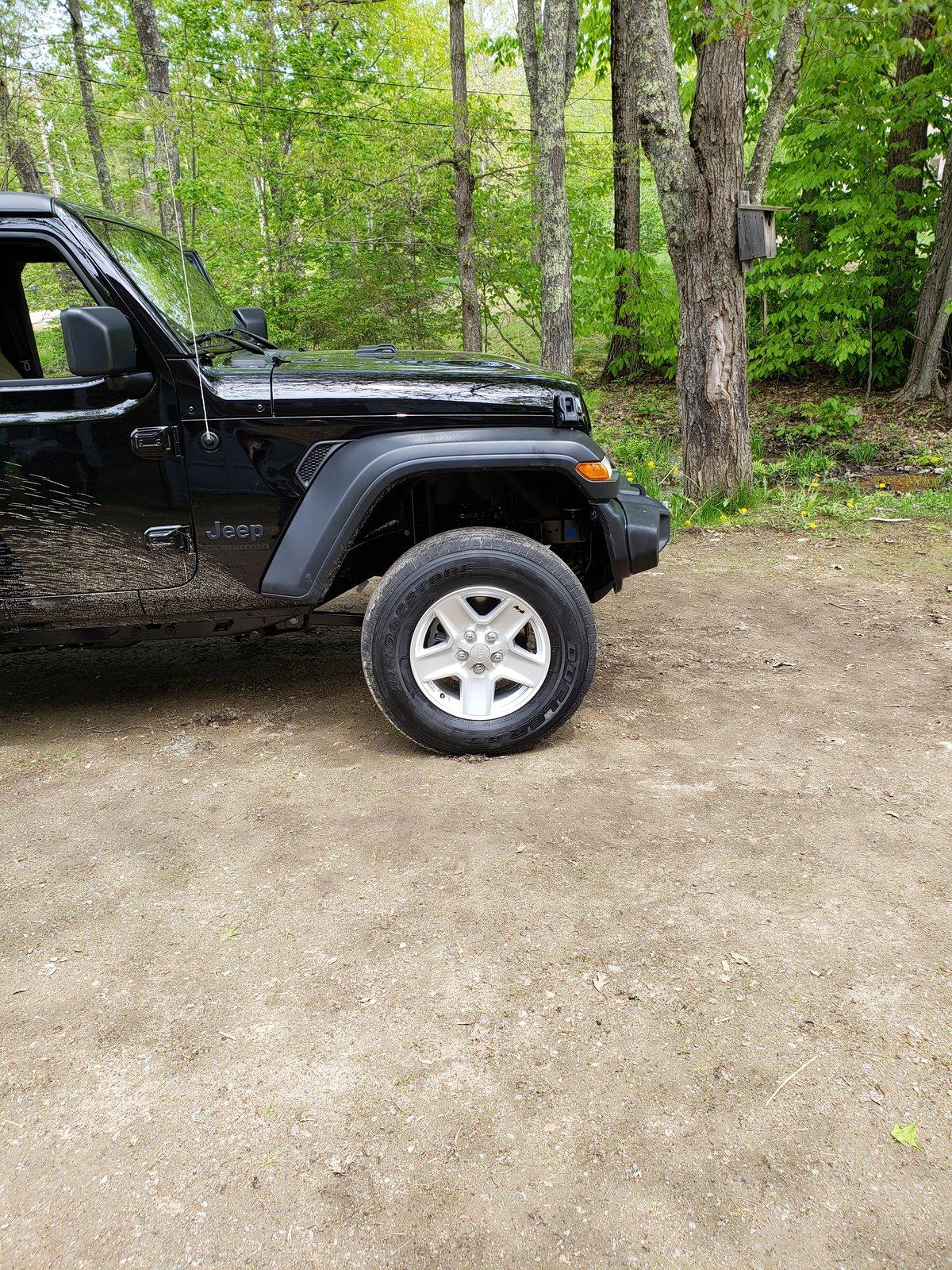 Jeep Gladiator Rough Country Gladiator 2.5in Front lift kit 20190525_131108
