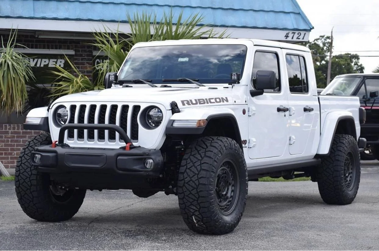 Jeep Gladiator BRIGHT WHITE Gladiator JT Club C7B8E38C-FF30-4714-AD15-48A6D7955AE5