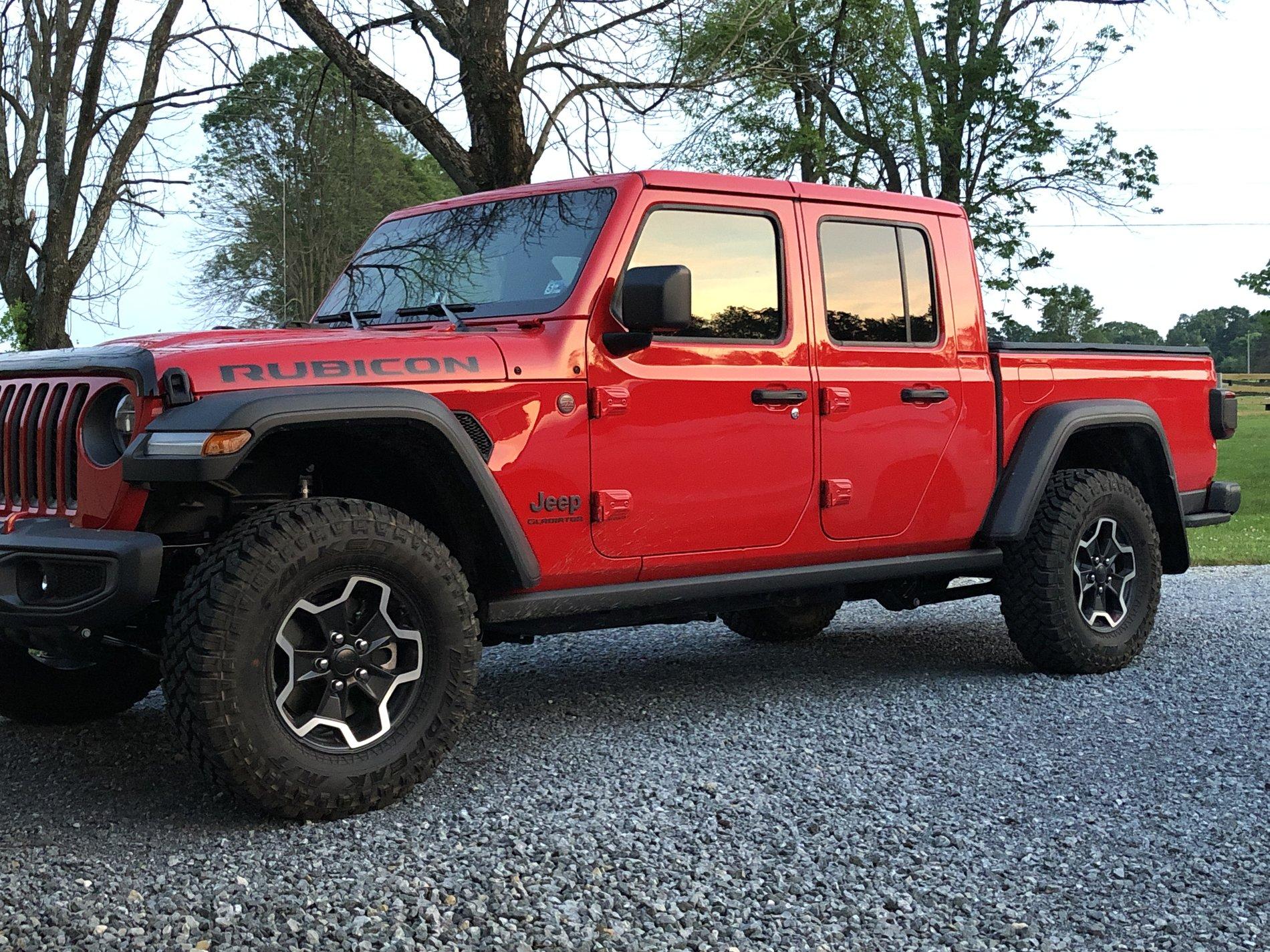 Jeep Gladiator What to do with tires 983D5D40-4DF1-4111-A9FF-787CF1821E5B