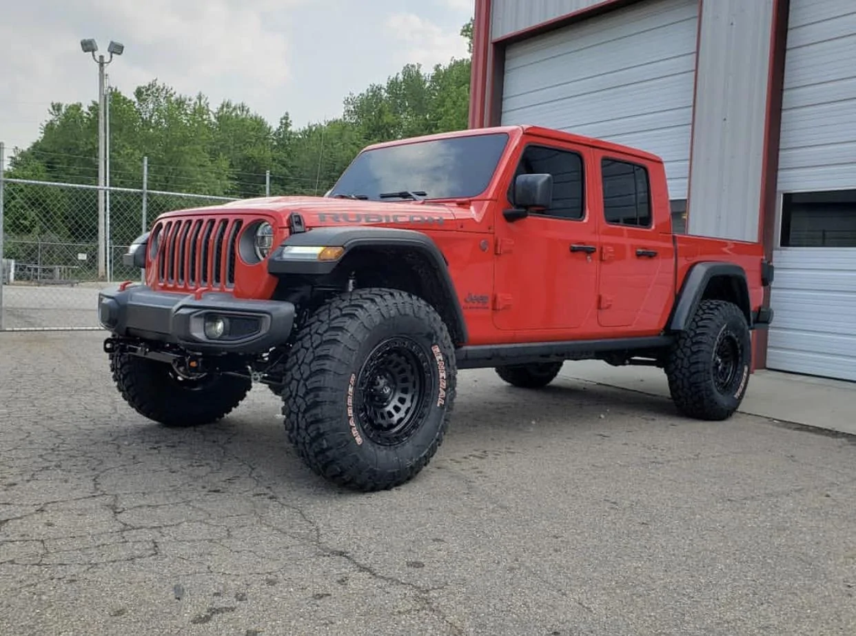 Jeep Gladiator FIRECRACKER RED Gladiator JT Club F1BD19DF-4DAE-47F6-8EF8-533E092BD84E