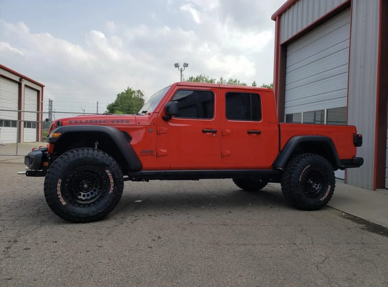 Jeep Gladiator FIRECRACKER RED Gladiator JT Club 842F6872-4DC2-4C9E-BA48-7FB8A4A44D5B