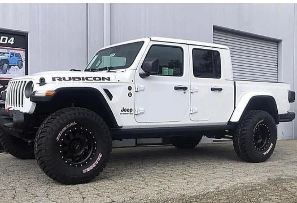 Jeep Gladiator BRIGHT WHITE Gladiator JT Club 299FF873-142A-4ED7-BE66-ED8F90BF018F