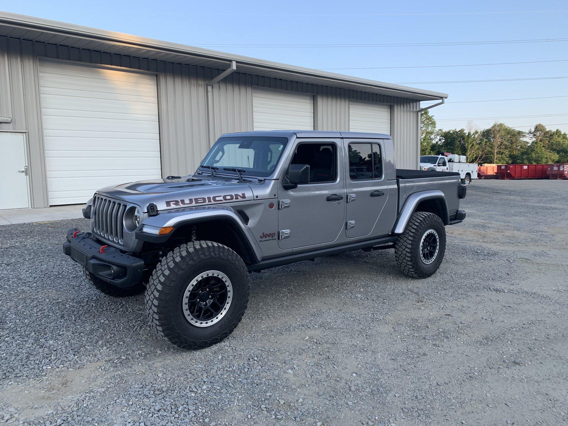 Jeep Gladiator Gladiators on Mopar 2" Lift Kit F33FF894-7E64-458E-B25C-9CAE45770DF0
