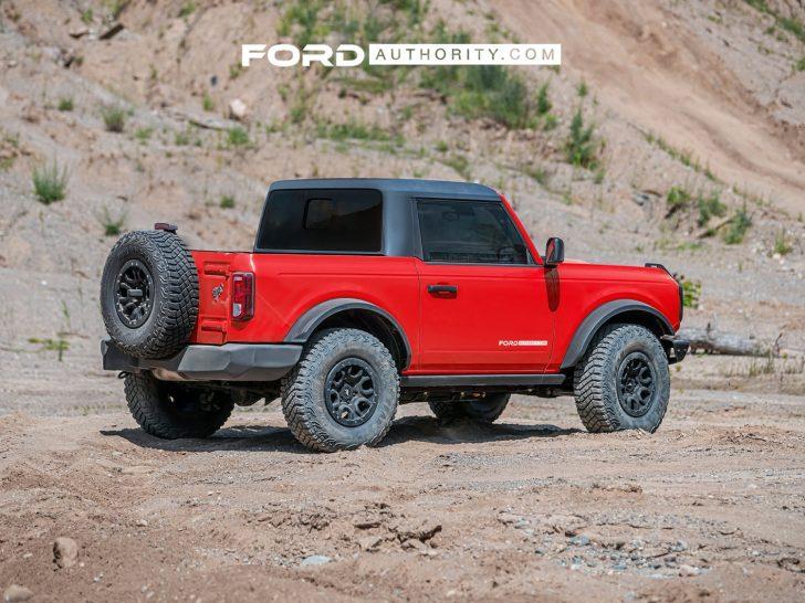 Jeep Gladiator Gladiator vs Bronco. 2025-Ford-Bronco-Pickup-Rendering-2-door-002-728x546