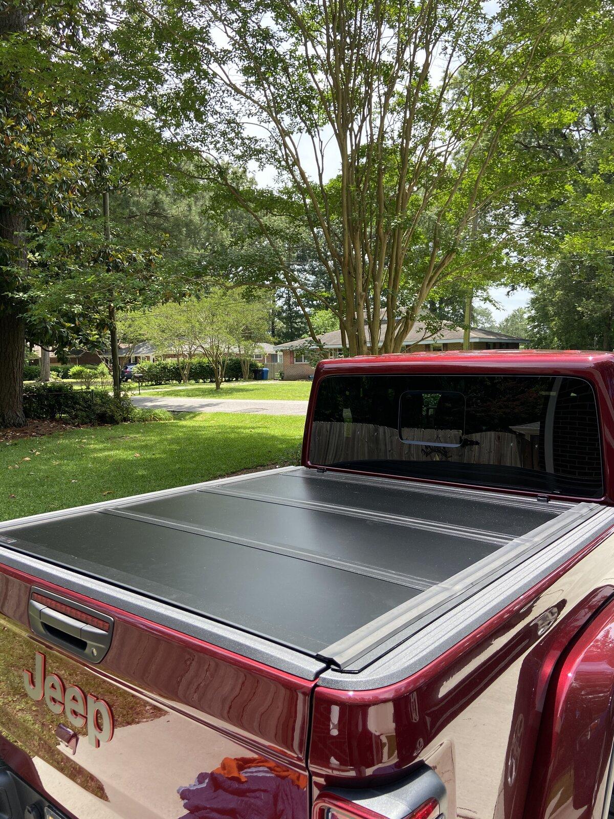 Jeep Gladiator Ultraflex Tonneau Cover *Update* 002886DD-9E2D-457C-8FB2-D26A5EBA7717
