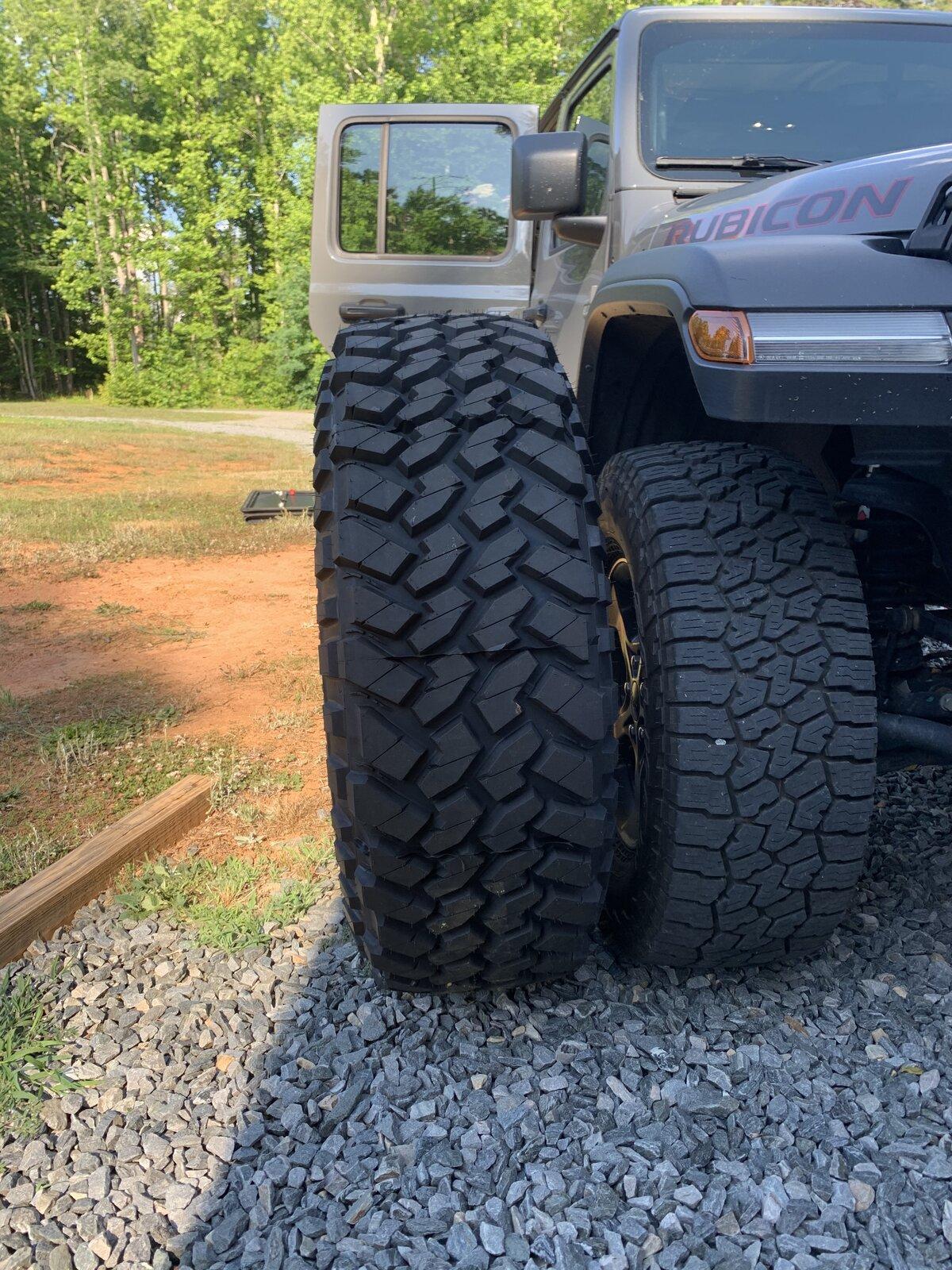 Jeep Gladiator STING GRAY Gladiator JT Club 816AE9EE-E123-474E-A2A2-54E178A3F2CF
