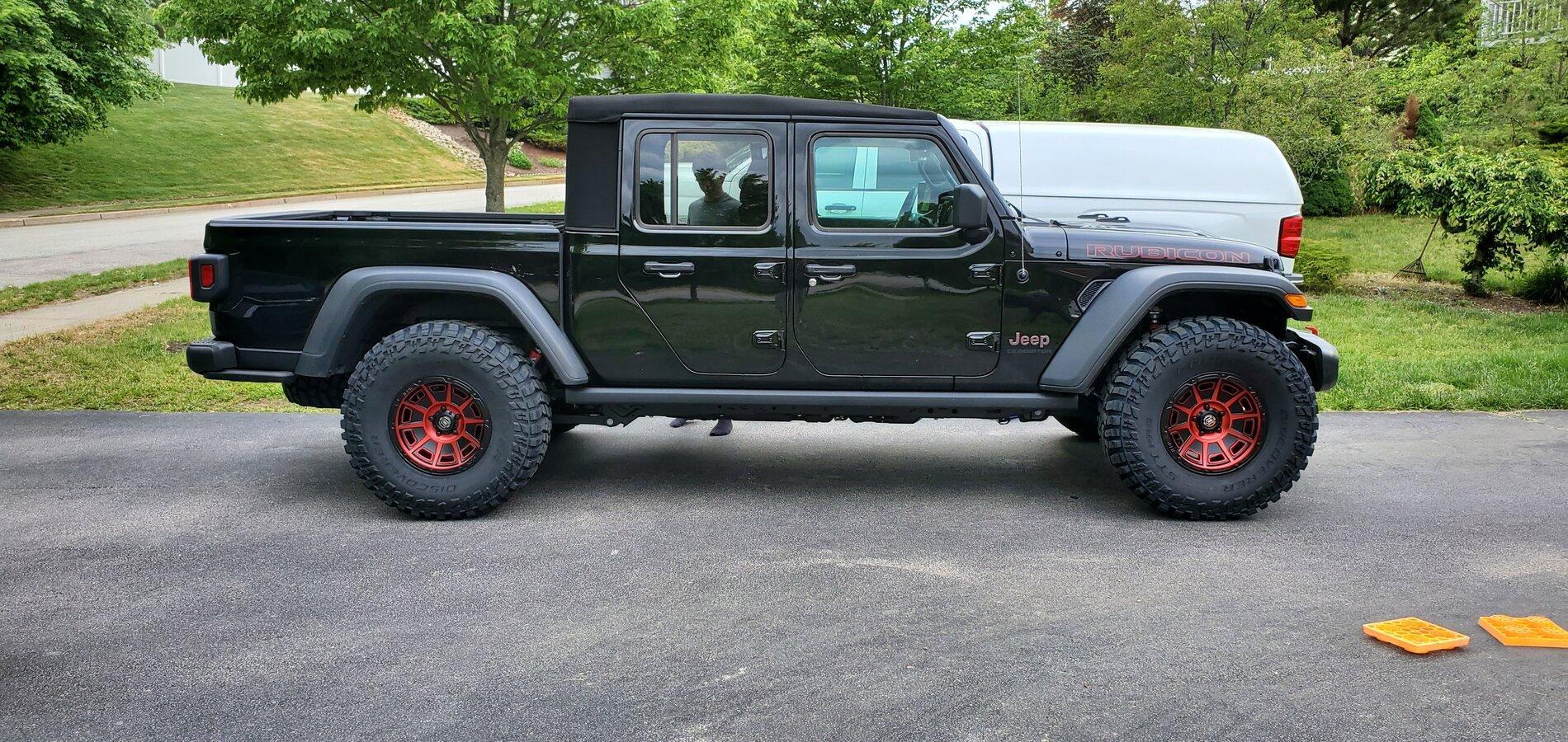 Jeep Gladiator Lets see all those Gladiators with lifts and bigger tires! 20210604_160122