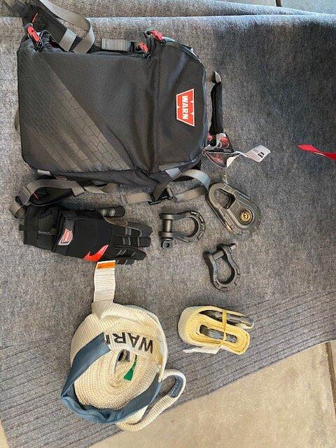 Jeep Gladiator Warn Winch acc bag Price reduced Warn winch bag exploded