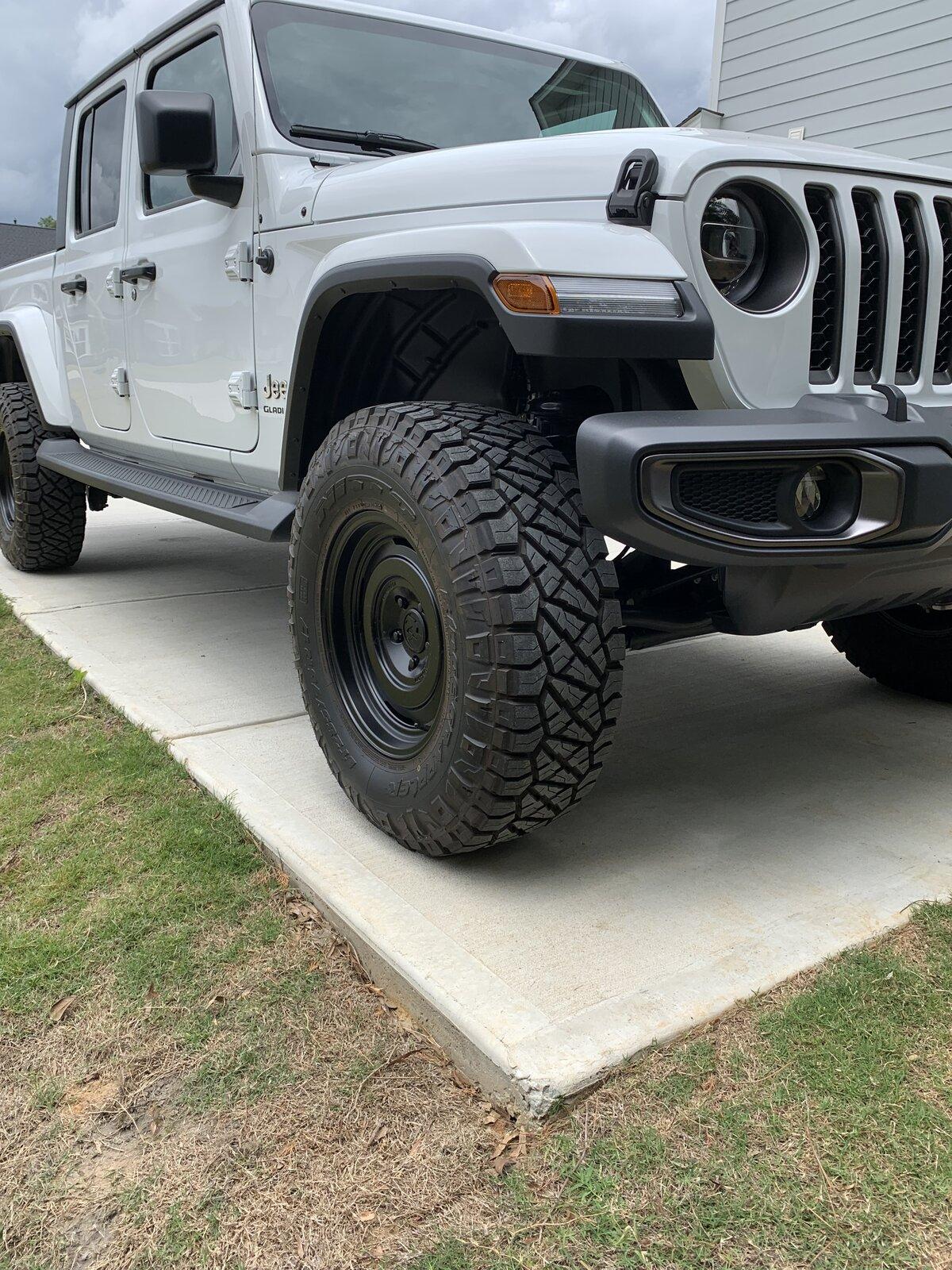 Jeep Gladiator $1600 Fifteen52 Analog HD with Nitto Ridge Grapplers IMG_5171