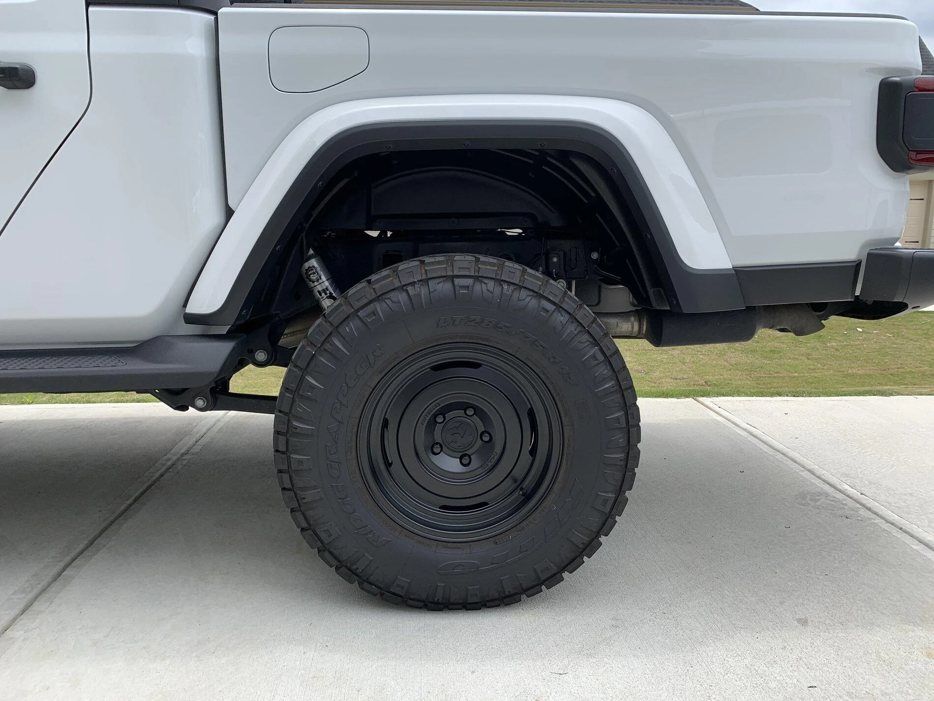 Jeep Gladiator $1600 Fifteen52 Analog HD with Nitto Ridge Grapplers IMG_5168