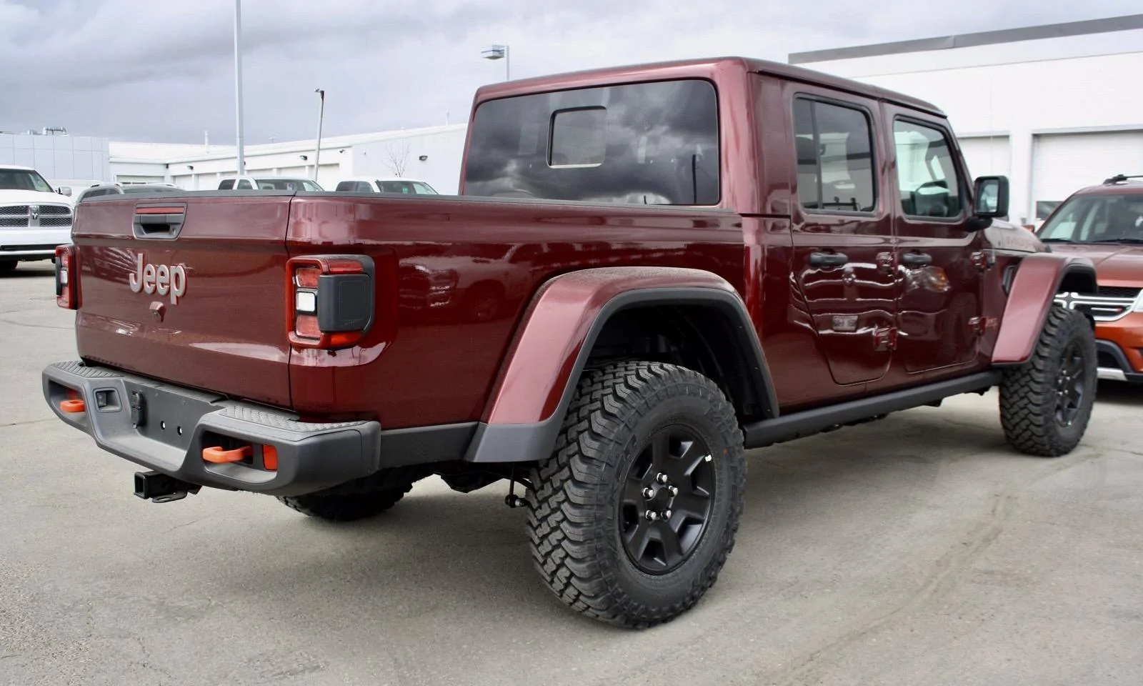 Jeep Gladiator Snazzberry Gladiator JT club 762eae6d271fc090a6226646ea37999a