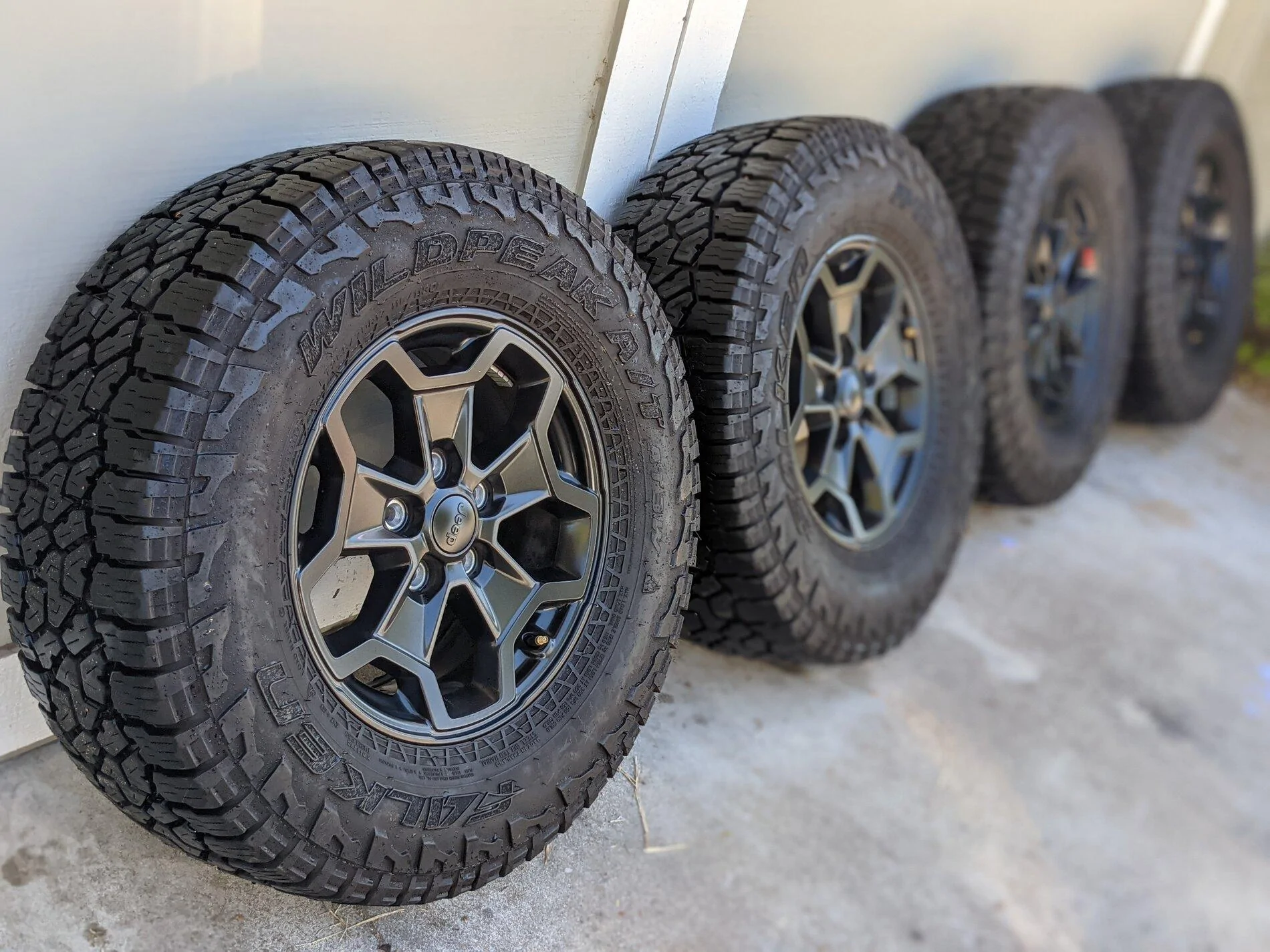 Jeep Gladiator Launch Edition Rubicon Wheel & Tire Take Offs PXL_20210606_230440480.PORTRAIT