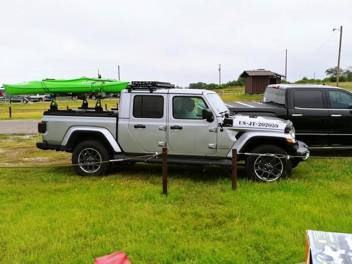 Jeep Gladiator How do you guys carry your kayaks? Kayak j