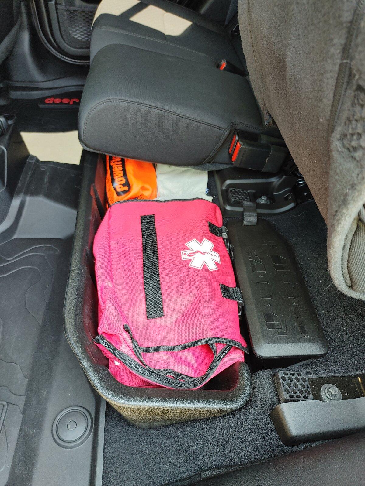 Jeep Gladiator How do you use your rear seat storage? (Pic request) 0607211039