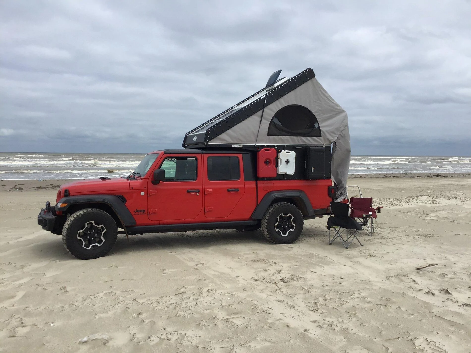 Jeep Gladiator Padre Island National Seashore CCDC97C6-8F47-49E3-A944-7D95A999C488