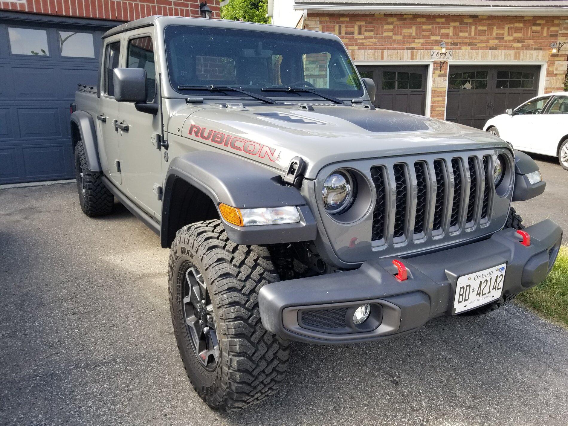 Jeep Gladiator Stickers and decal pics! 20210527_165337