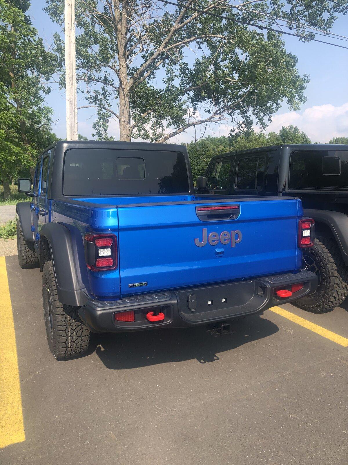 Jeep Gladiator Gladiator Window Sticker and Build Sheet Order Tracking CBDCD77E-02C6-4637-B12C-BE2F6AE9D421