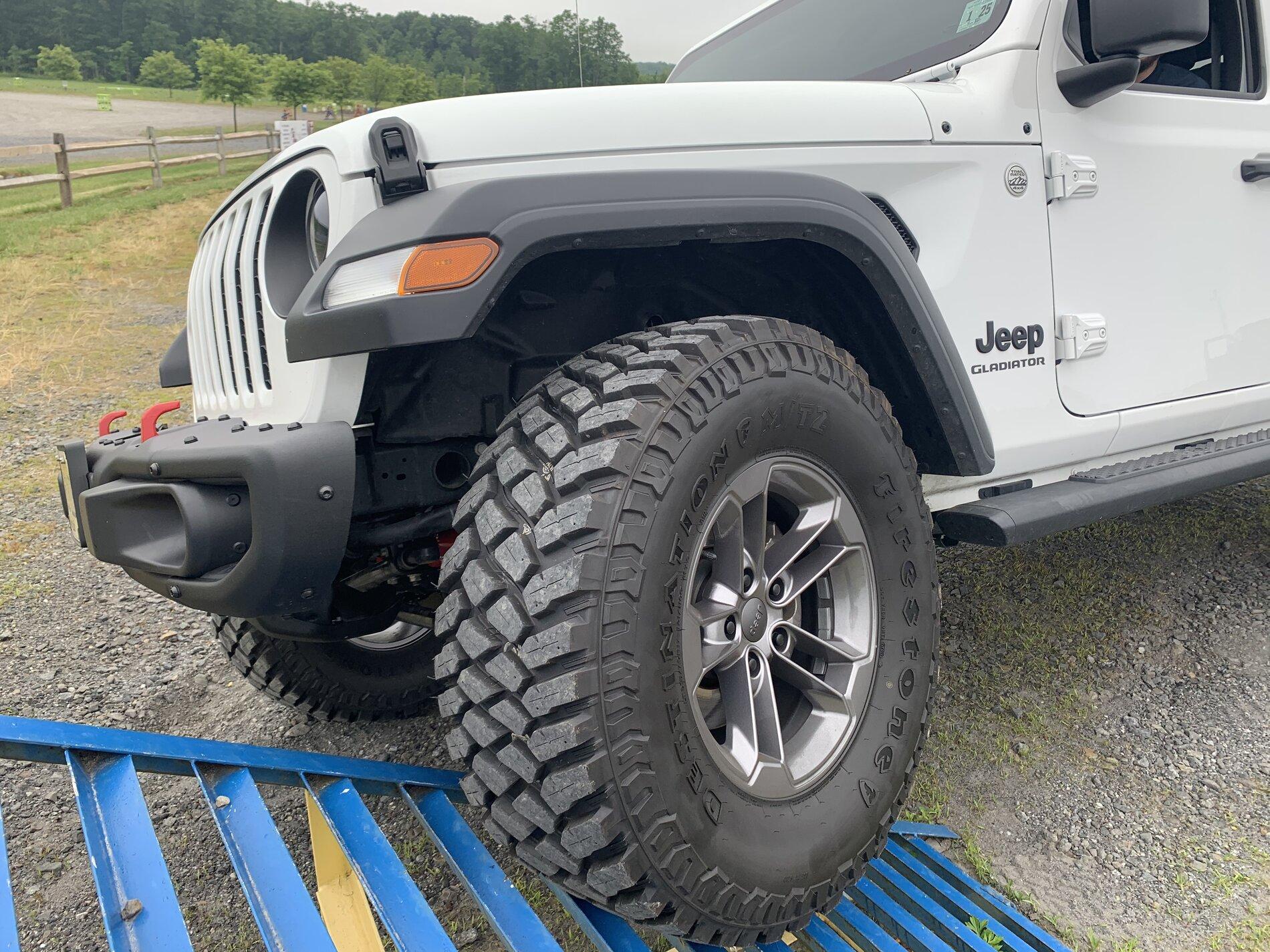 Jeep Gladiator -- 2020+ Gladiator Picture Game -- 3ABFF9AF-366A-4C41-A6F8-DCC3EEDF423D