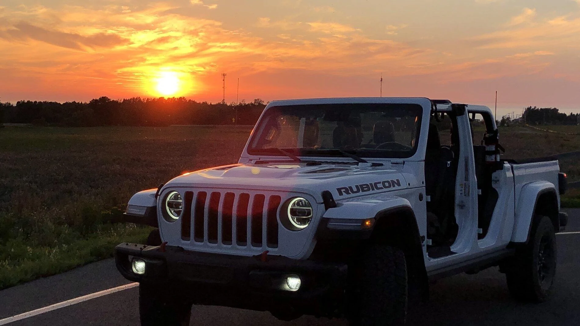 Jeep Gladiator -- 2020+ Gladiator Picture Game -- E0971492-3044-4DAA-ABA9-F92955E14403