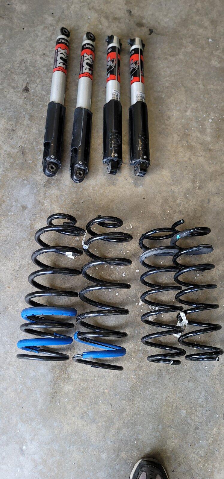 Jeep Gladiator Rubicon Shocks and Springs 20210529_164205
