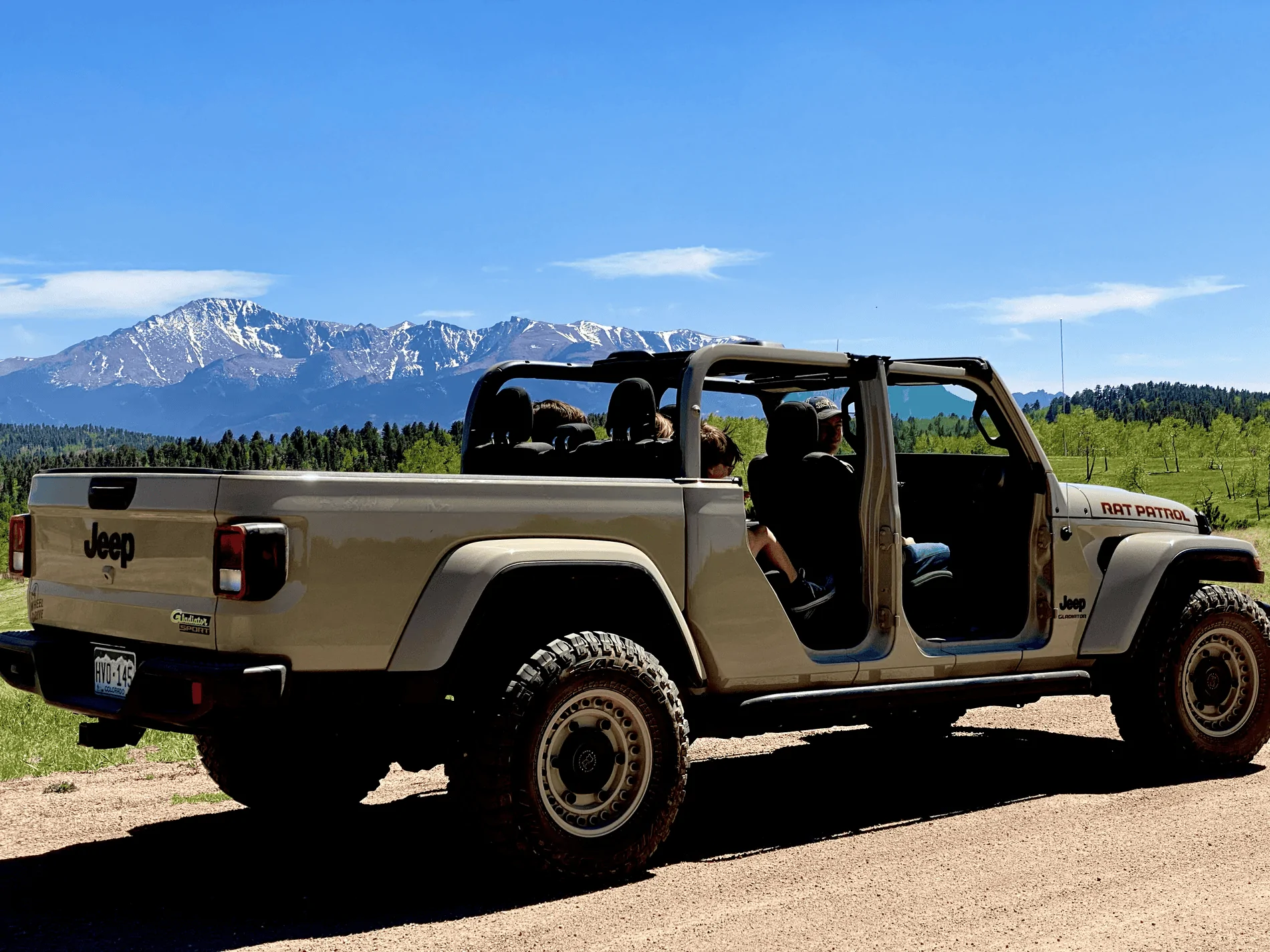 Jeep Gladiator Gladiator Glamour Shots tempImagedK4yKA