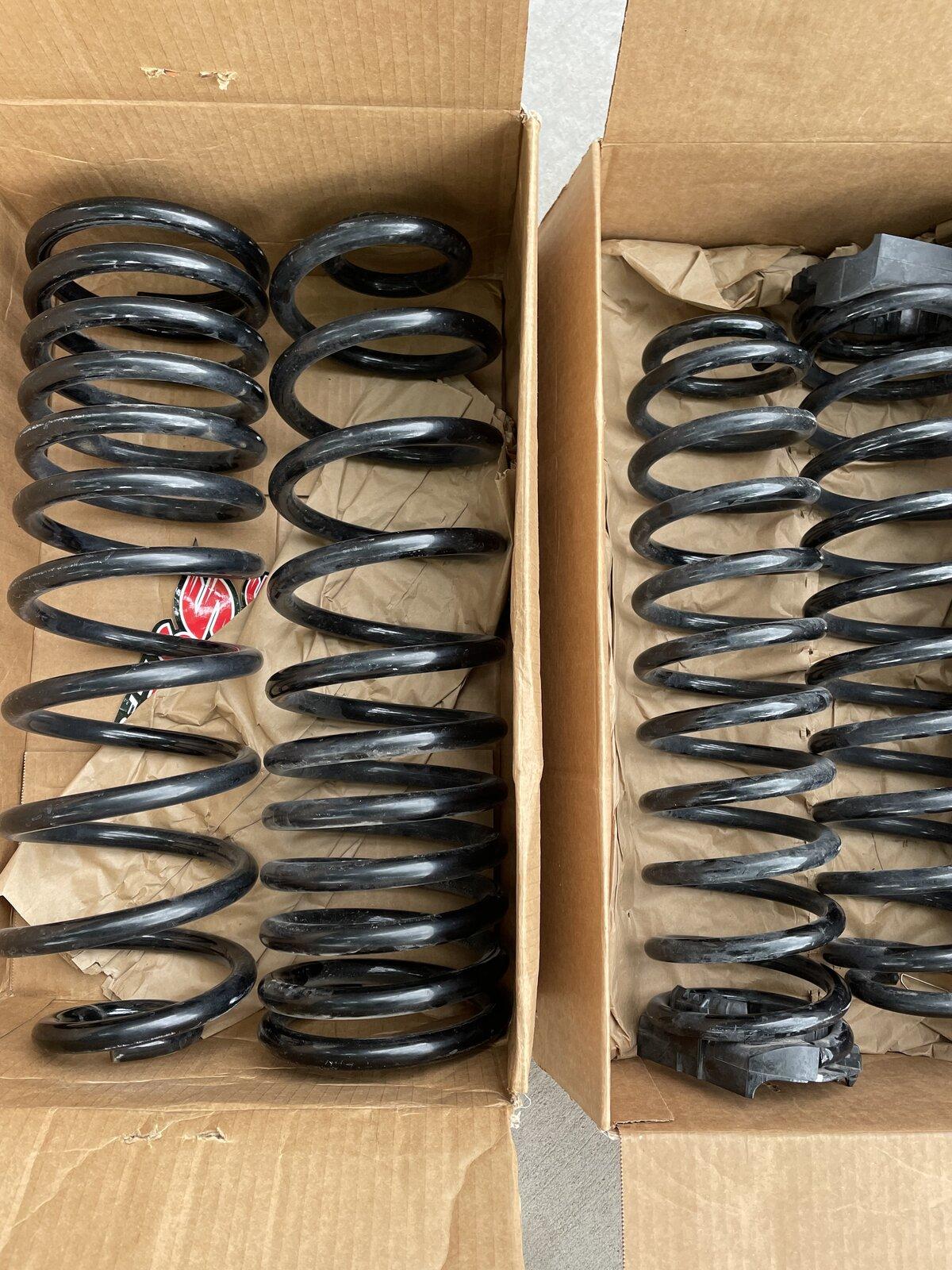 Jeep Gladiator $275 Clayton off-road 2.5 inch lift springs EC2D6441-5E24-4C45-BD99-D7CDDD232D34