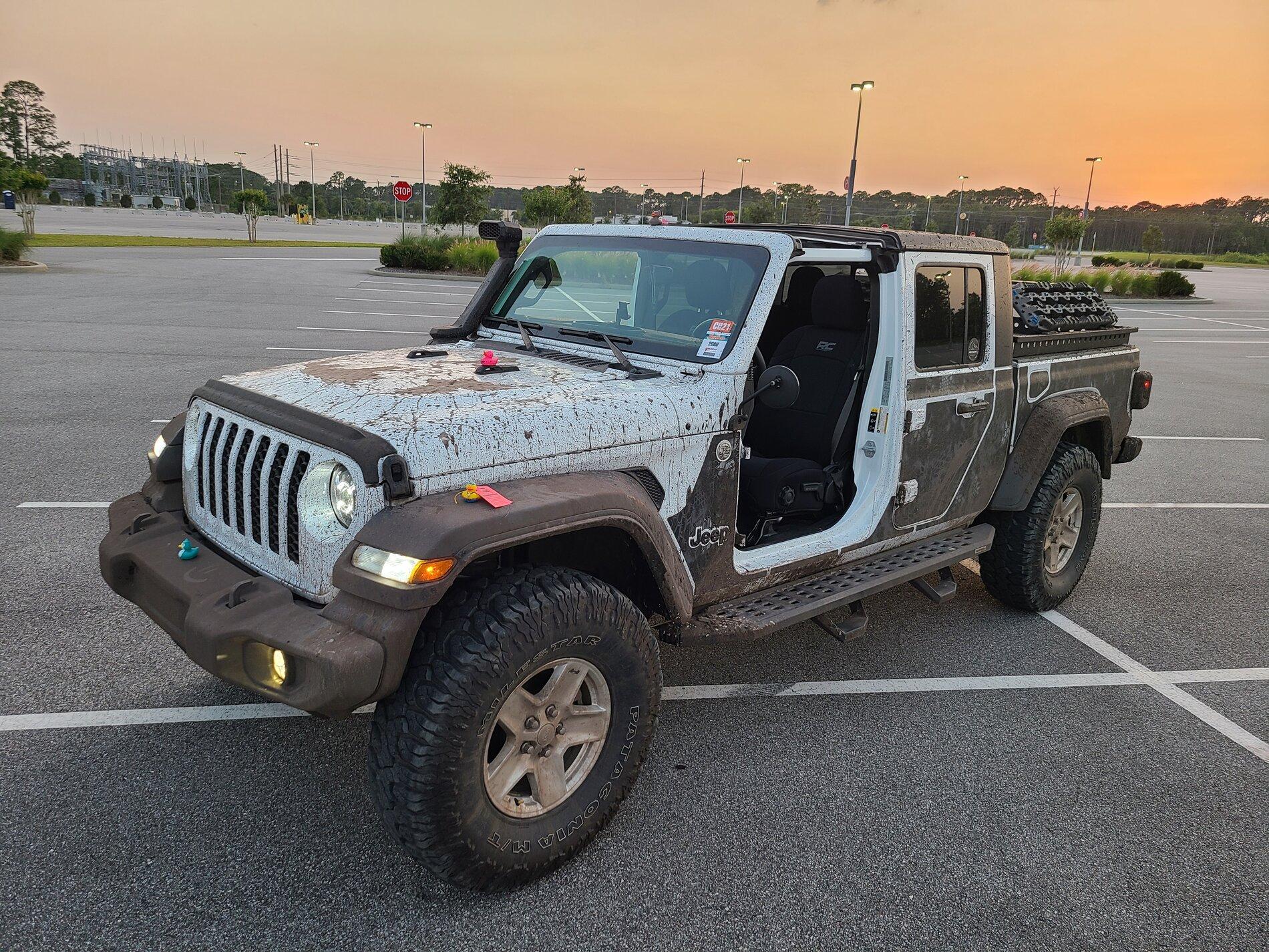 Jeep Gladiator Get a duck yet? 20210424_194718