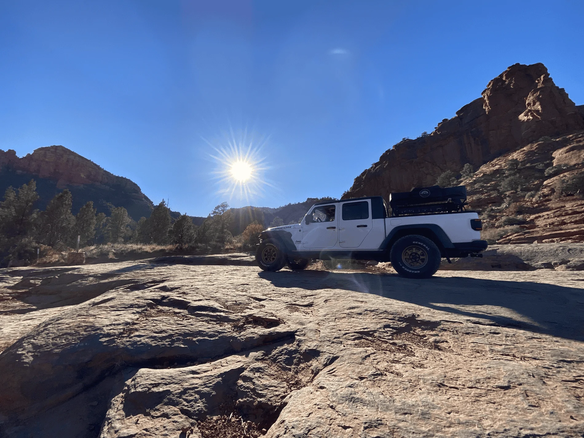 Jeep Gladiator Gladiator Glamour Shots tempImager2vyhI