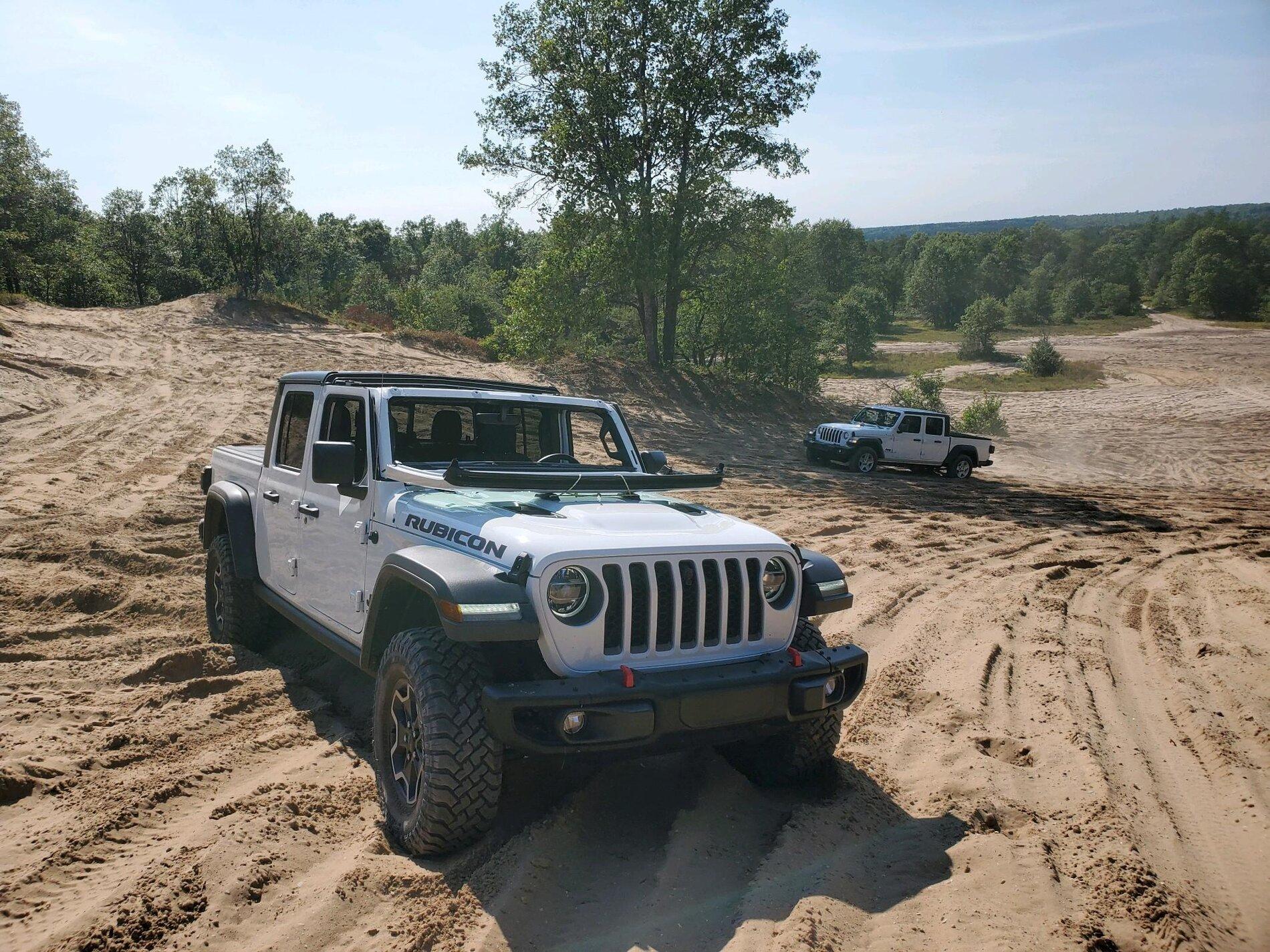 Jeep Gladiator DO you even need lockers BRO? 2020090695154439