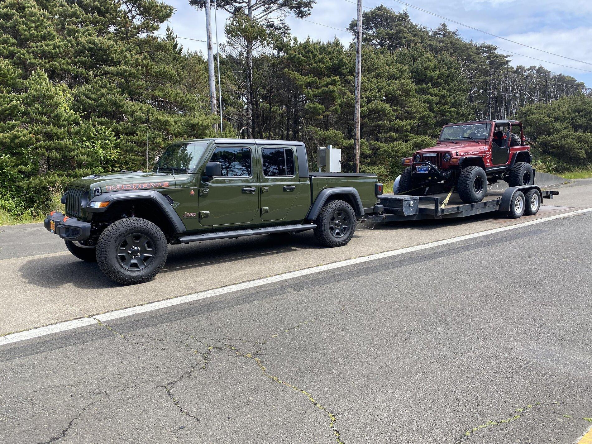 Jeep Gladiator So, what is everybody towing? BCC8381A-37B4-4A5D-8C7C-7DB733BF9698