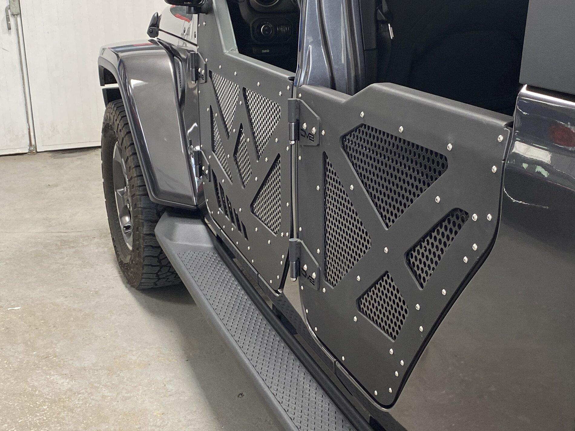Jeep Gladiator Gladiator not designed for half doors? B0BDFE3A-EA37-409E-B025-63C645B1CD7D