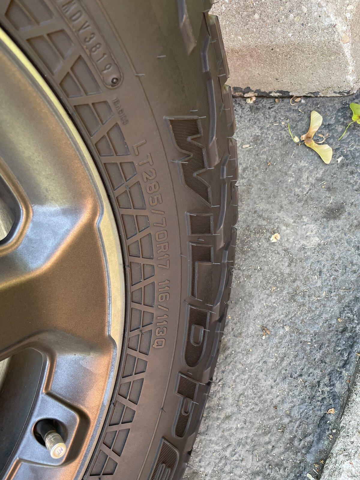 Jeep Gladiator Gladiator Rubicon 33” Wheels/Tires - $1,050 obo A720F8F1-831F-4384-ABC4-D75650103C62