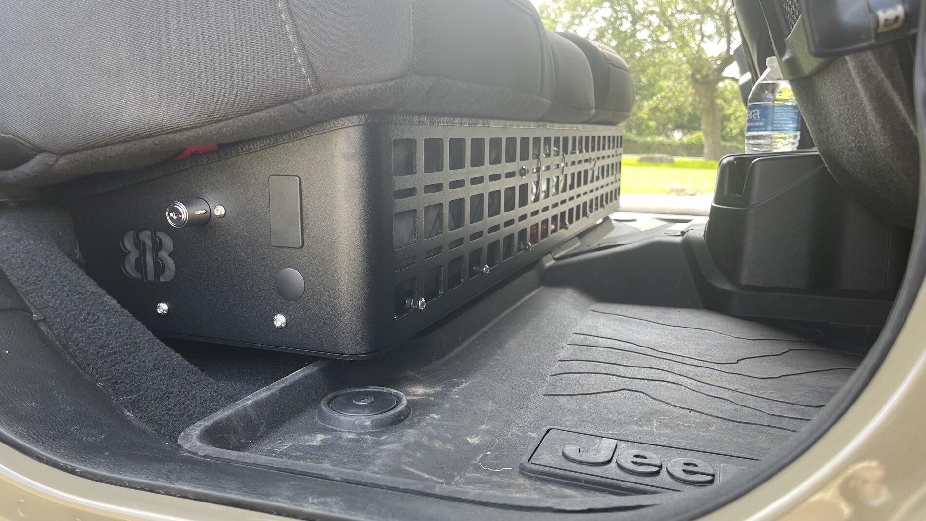 Jeep Gladiator 813 Fabrication’s lockable storage 625CB298-A5A0-4AE7-9886-3B716557FF54