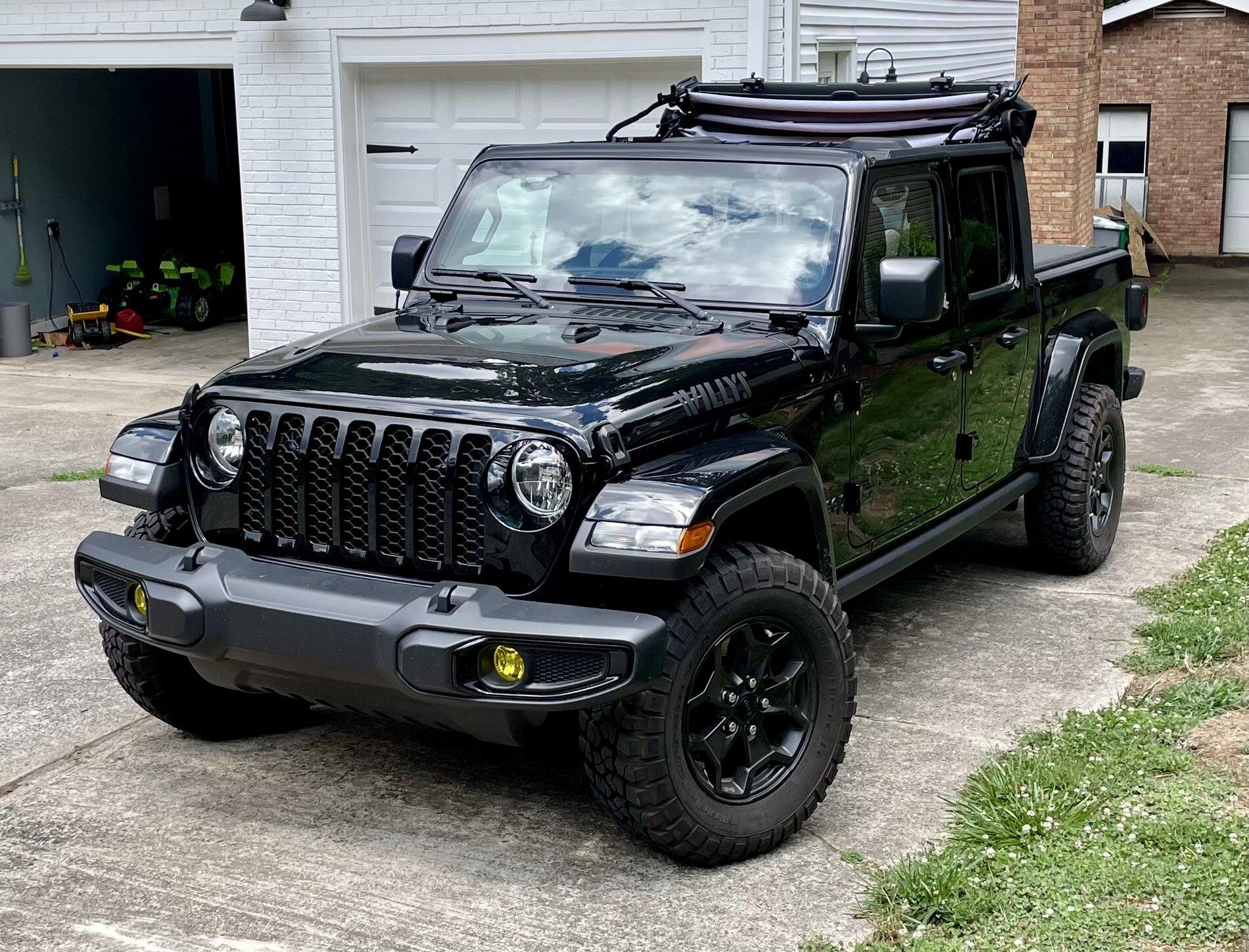 Jeep Gladiator WILLYS Edition Gladiator JT Club 74B72795-80E9-4851-A1A8-410DFD277A0F