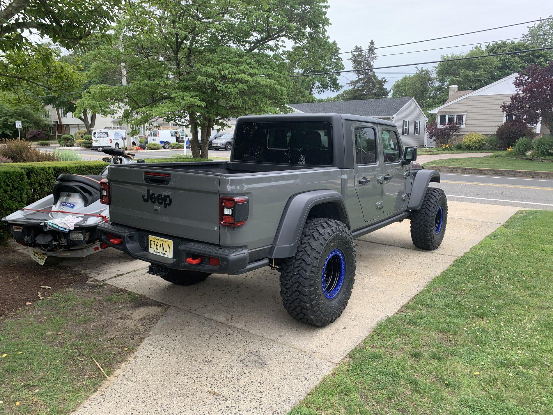 Jeep Gladiator From Taco to JTR and 40s! B89CEBFA-C5DA-499A-B0B0-65F854DBD61E