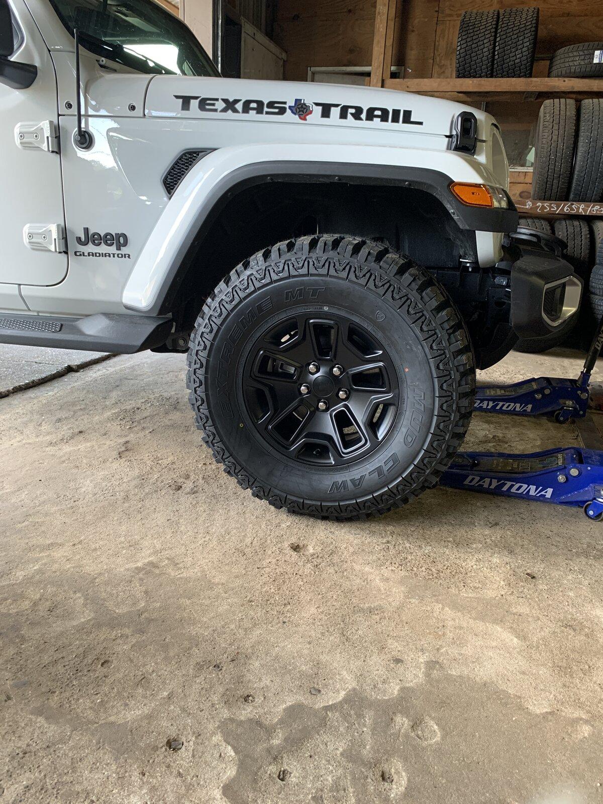 Jeep Gladiator What did you do TO your Gladiator today? [ADMIN WARNING: NO POLITICS, NO GUN TALK] 10388399-B93D-4351-B9FA-65F5BDDC519A