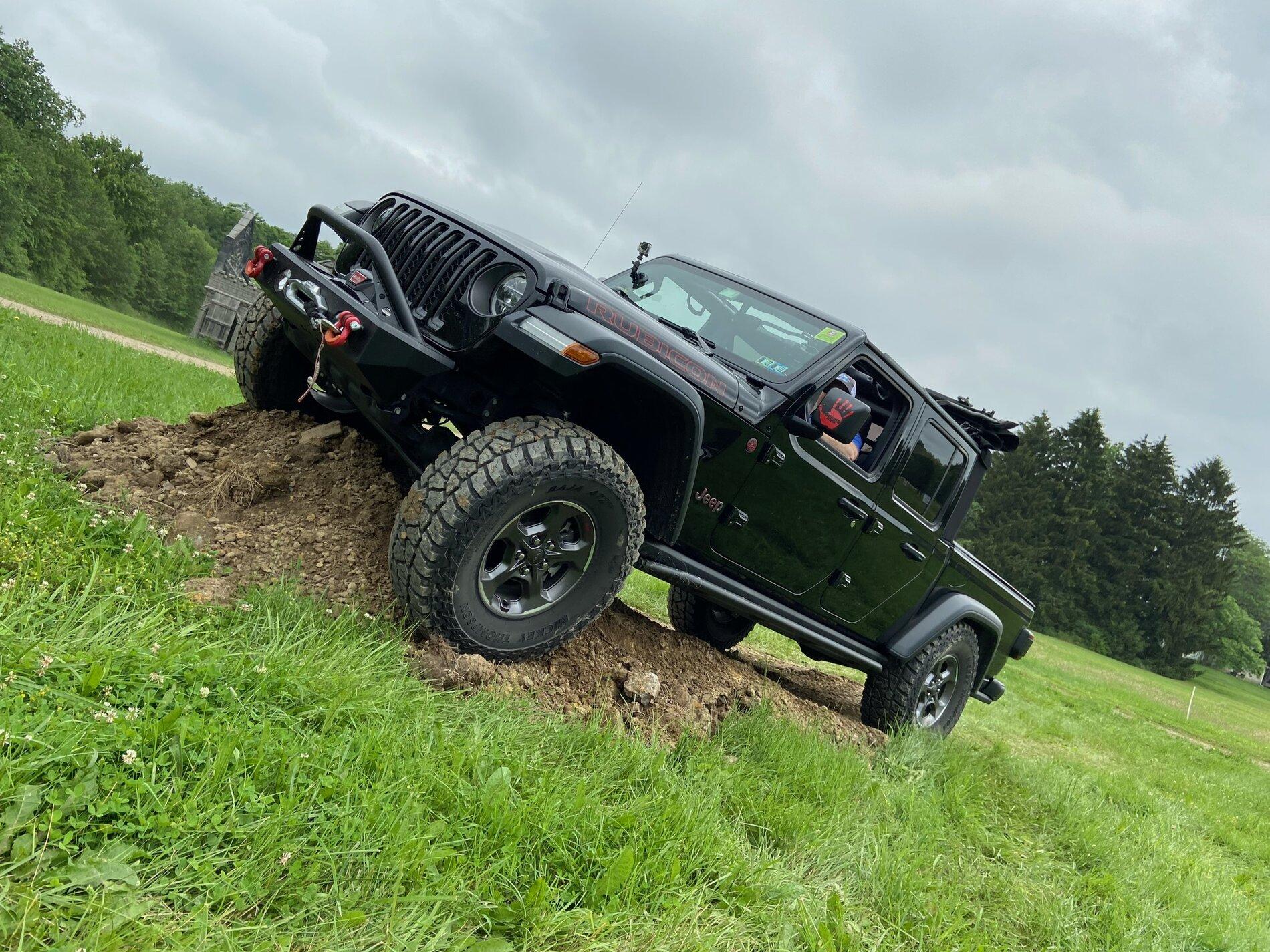 Jeep Gladiator What did you do WITH your Gladiator today? CC884D23-6C87-48DD-853B-77ED7B01EB1F