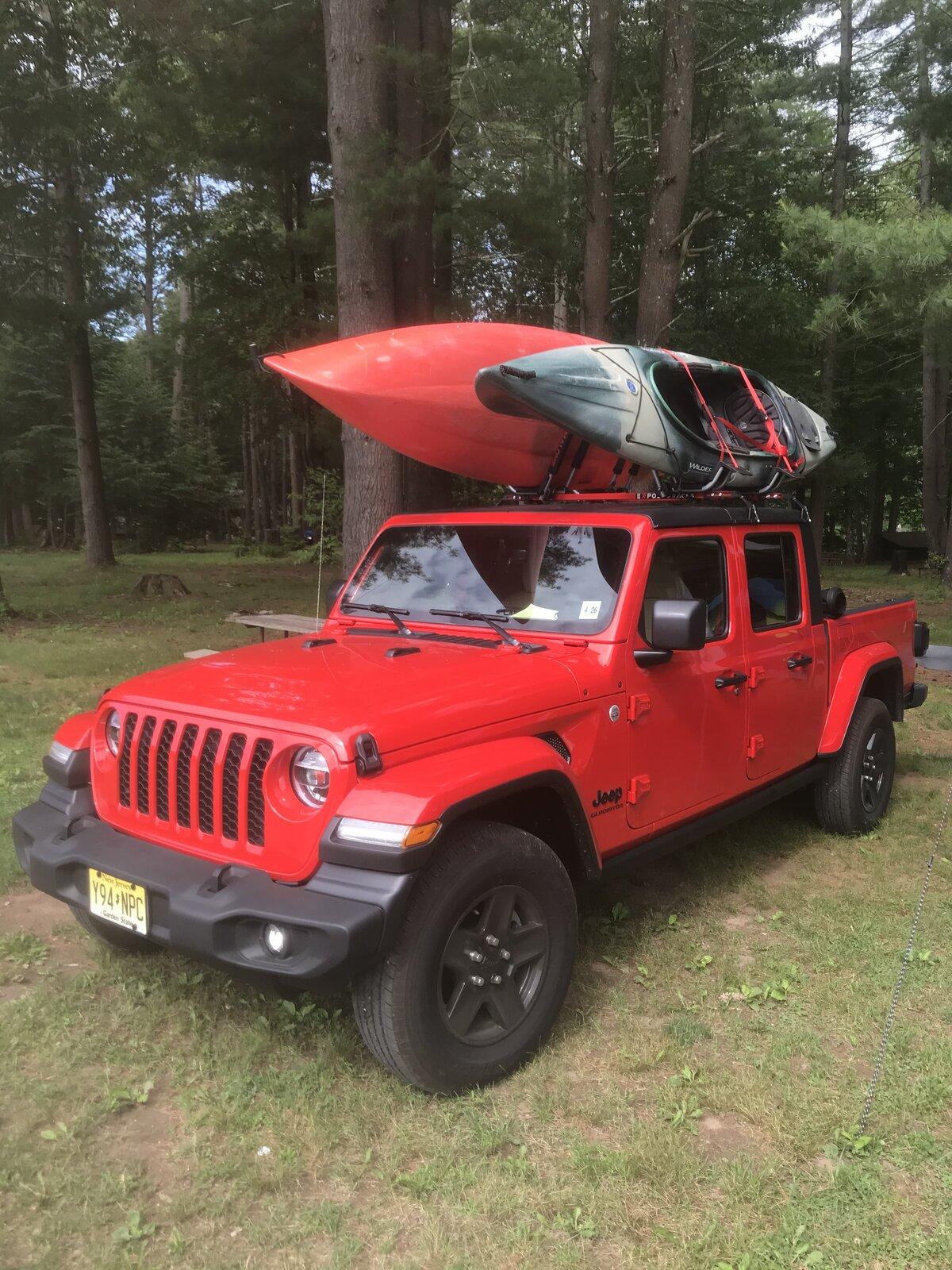 Jeep Gladiator How do you guys carry your kayaks? 8BEFC8AD-3AB2-42C6-A6B6-D9B9B405B3D3