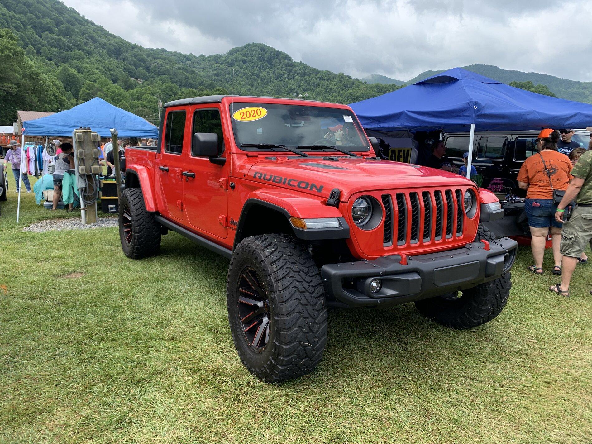 Jeep Gladiator A few Gladiator pics from WNC Jeepfest 6-12-21 E08871E5-0C21-451A-A2F5-47038652DA35