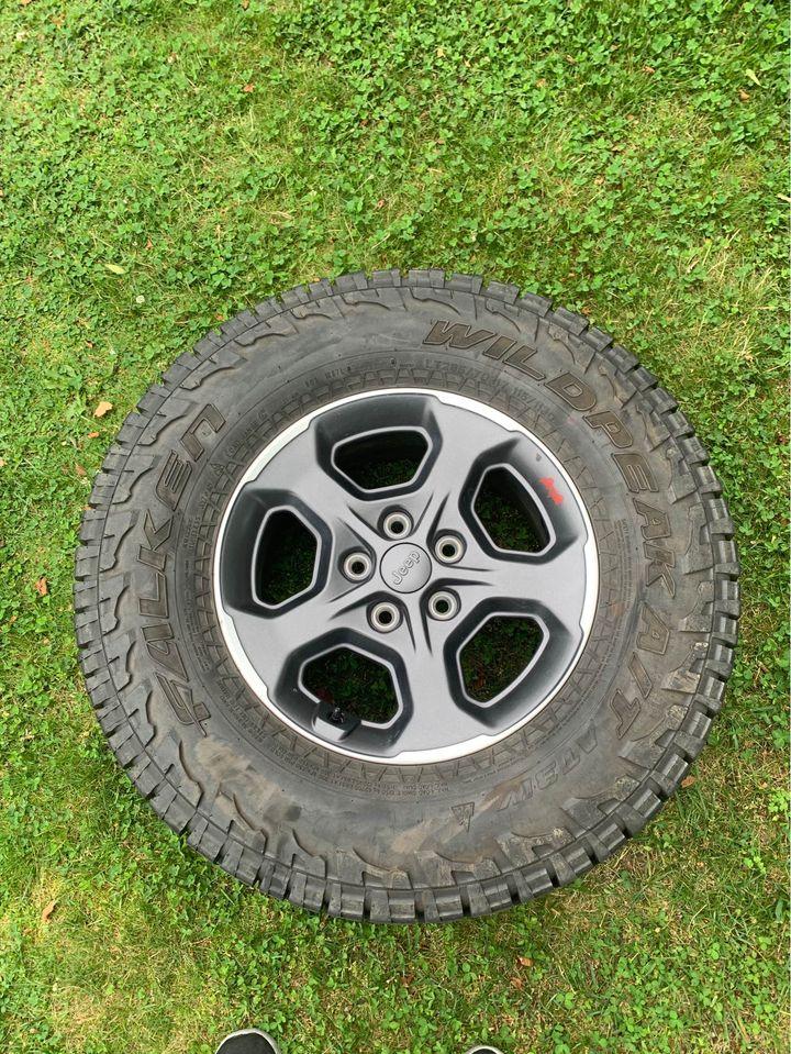 Jeep Gladiator Stock Rubicon Wheels and Tires + Spare $1000 24k miles 199848573_322843772702894_362407743584161845_n