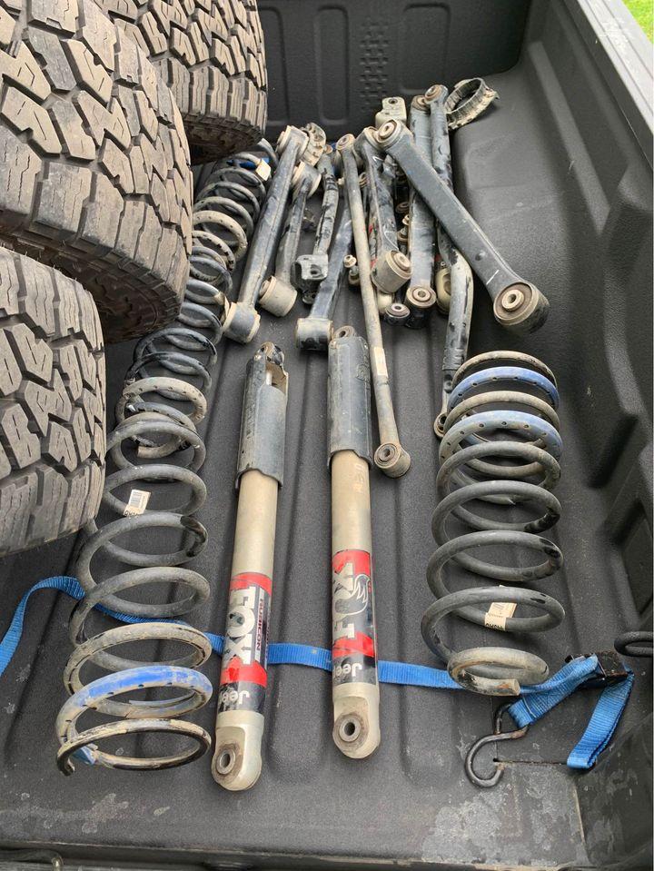 Jeep Gladiator 2020 Rubcin stock fox suspension (gas) $250 stock rubi suspension