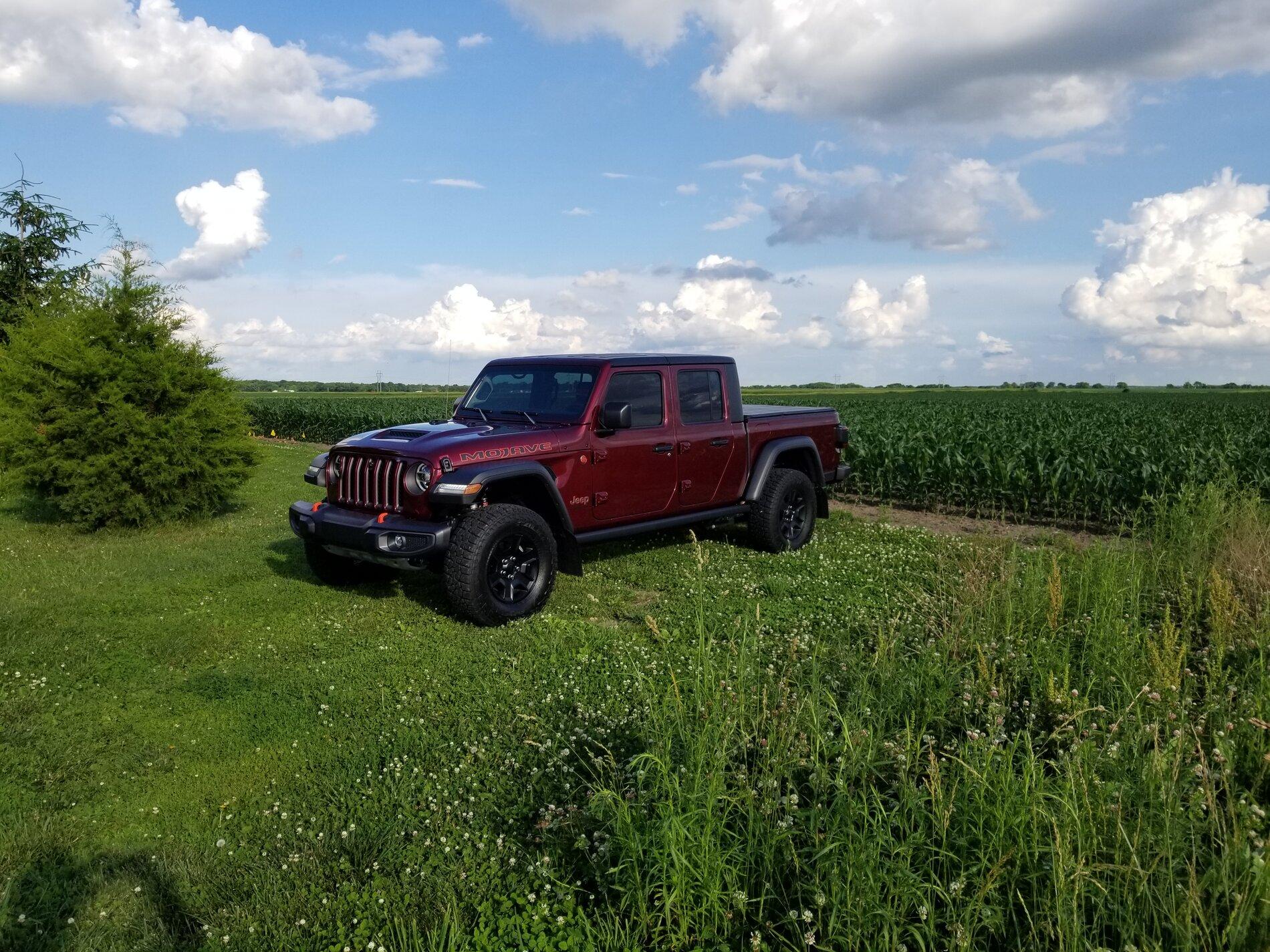 Jeep Gladiator Snazzberry Gladiator JT club 20210610_180519
