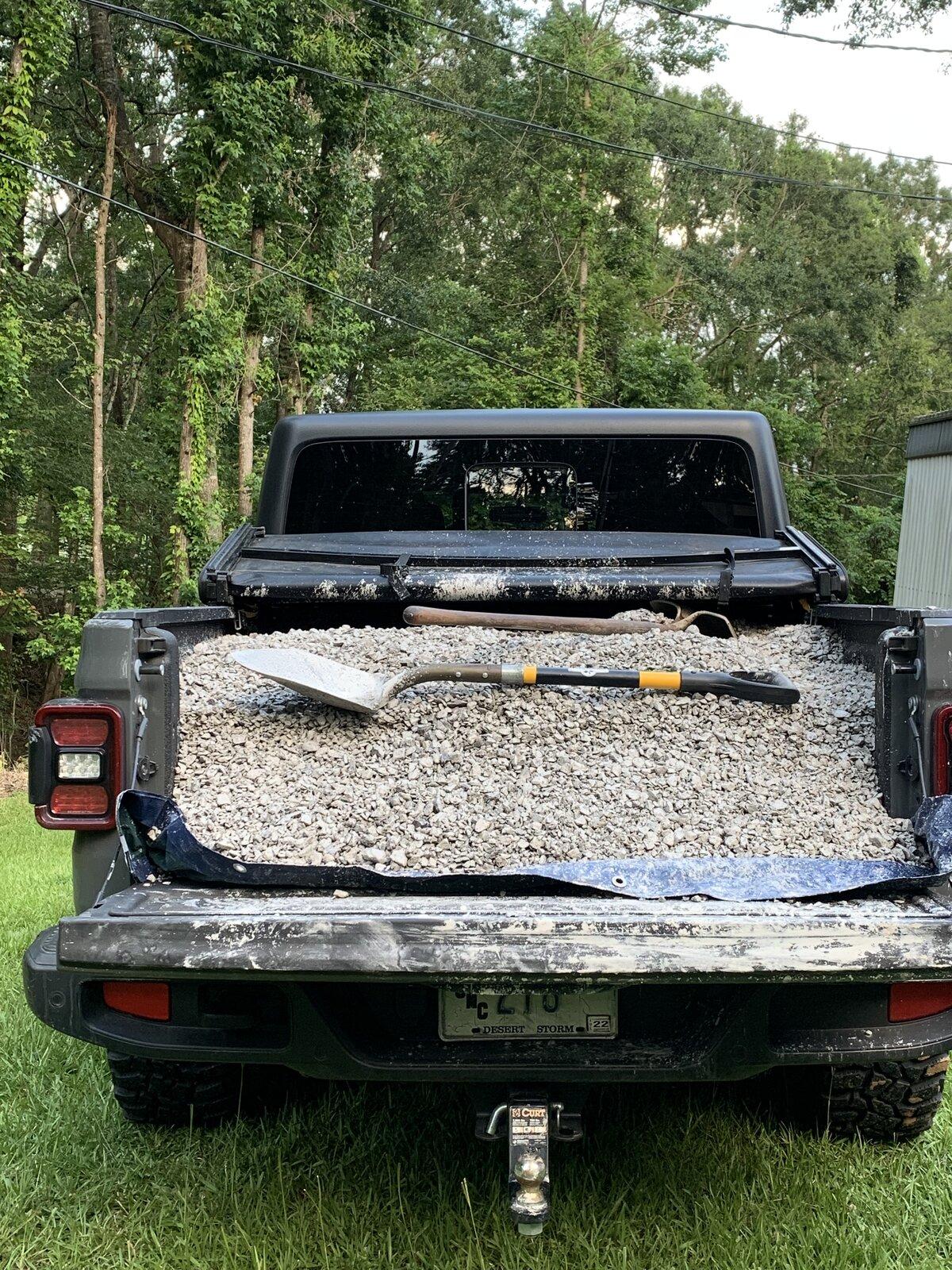 Jeep Gladiator Post your payload pics! 64463111183__0C36FF45-7B51-4559-9EF5-1AA24F9F6FB0