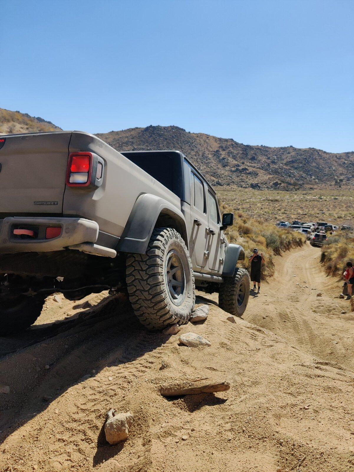 Jeep Gladiator AEV 2.5 Dual Sport Diesel Lift 795C5B1D-BB53-4C6D-A859-56E9ABB7B922