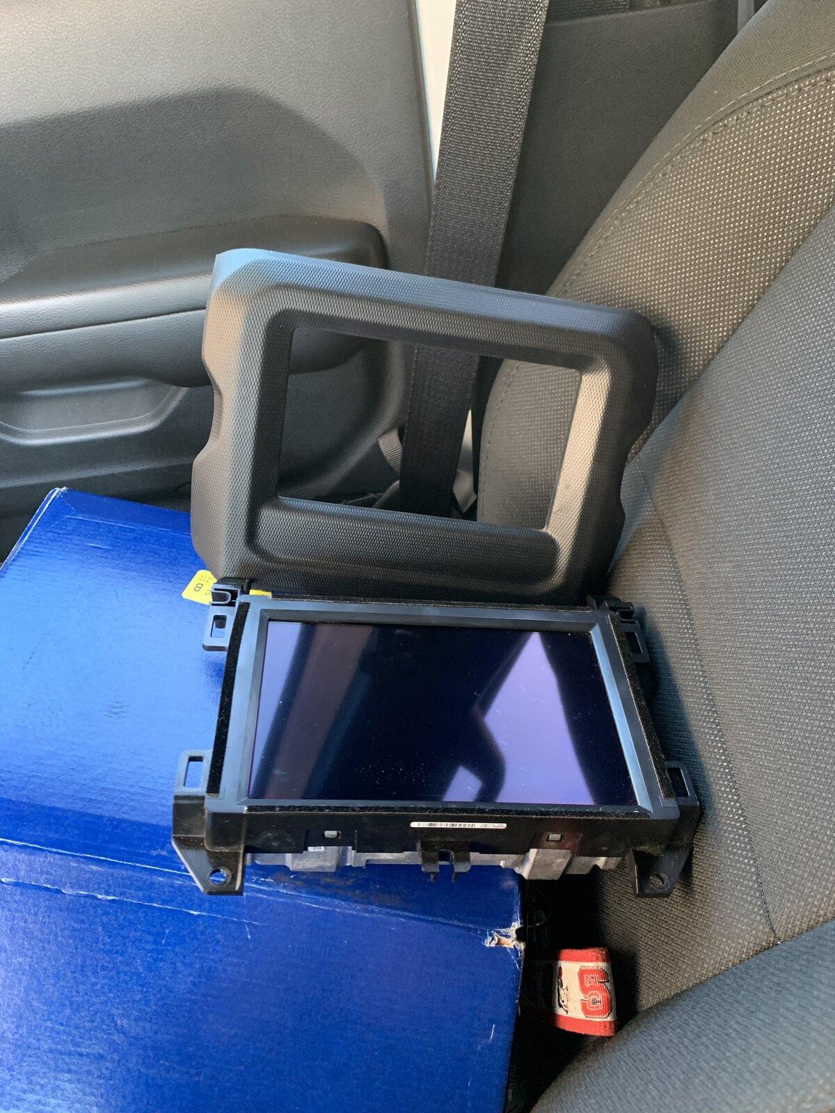 Jeep Gladiator SOLD: 7” radio and bezel $450 w shipping 9C6EEEC7-4DD5-4A75-94BD-70A2E8E30AA8