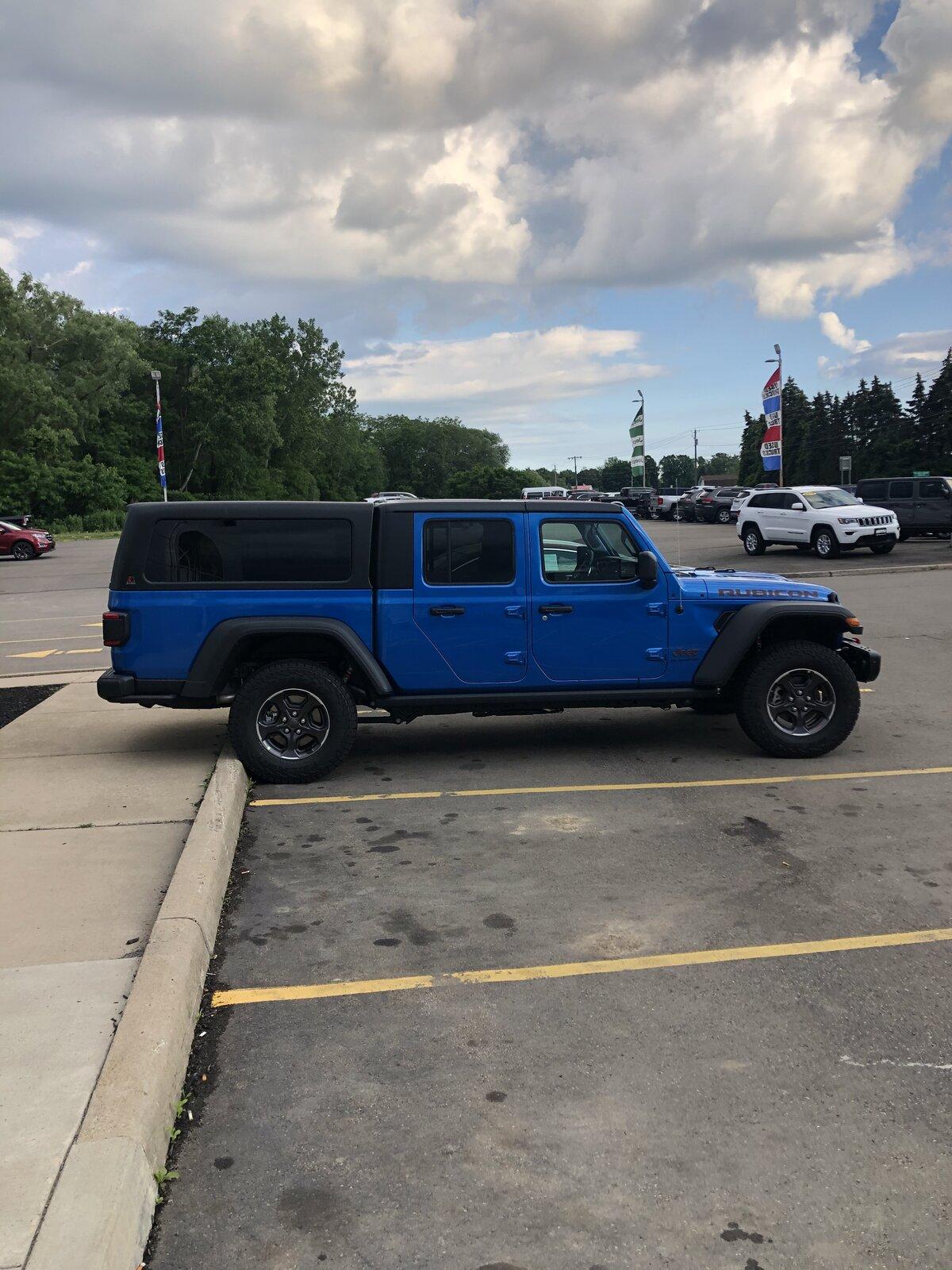Jeep Gladiator Gladiator Window Sticker and Build Sheet Order Tracking A6A7036D-E9E0-4394-897B-12A60AF44965