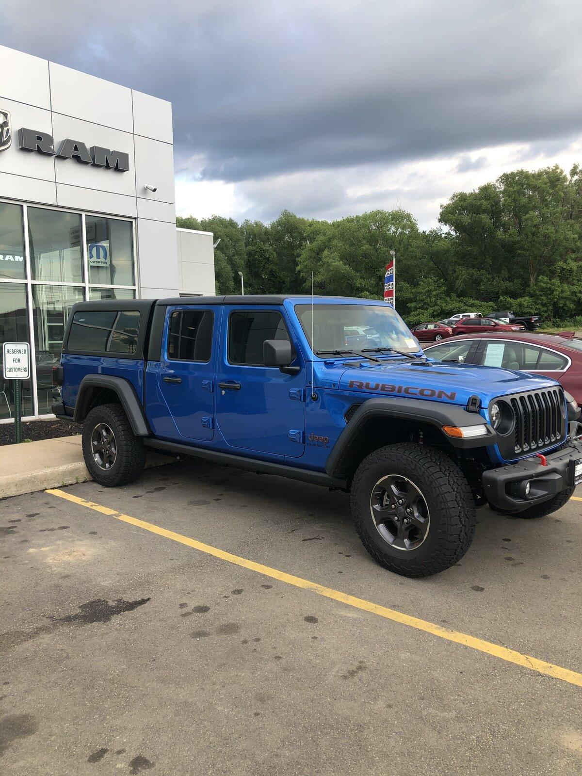 Jeep Gladiator Gladiator Window Sticker and Build Sheet Order Tracking FE5FBF2E-7FFA-41F3-BD43-491E839EECCD