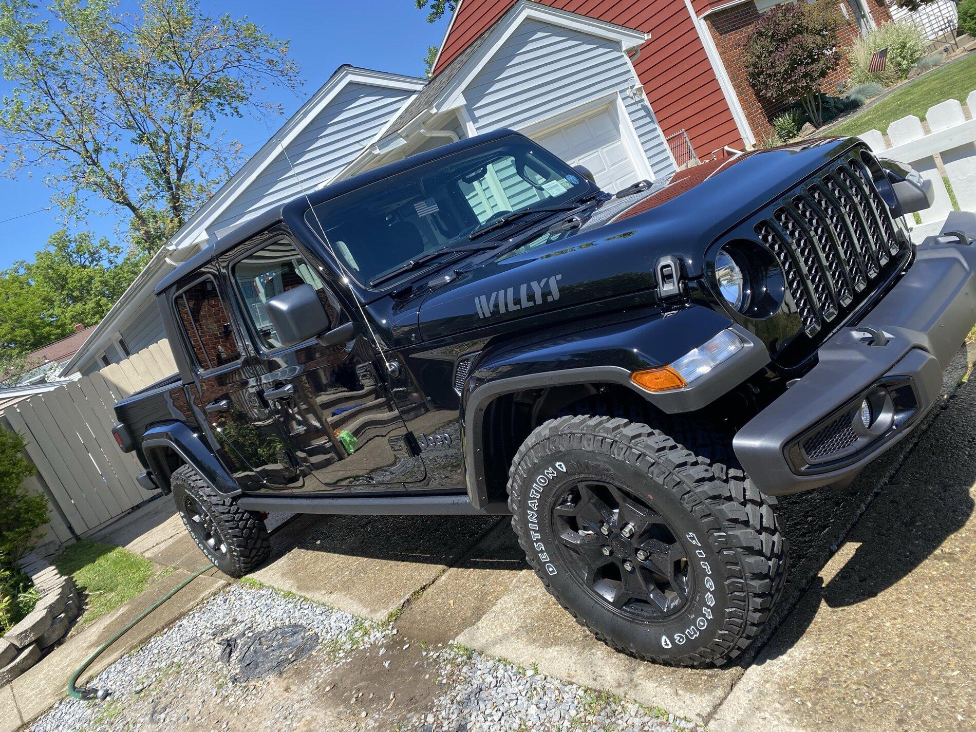 Jeep Gladiator OEM Rock Rails for sale 2E7CEEFD-3B14-4B91-A74E-F4D1DB35AB32
